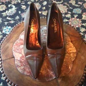 CHANEL ladies pumps size 8